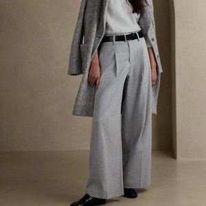 NWT! Banana Republic Gray LouLou Wide-Leg Flannel Pant - Size 12 & 18